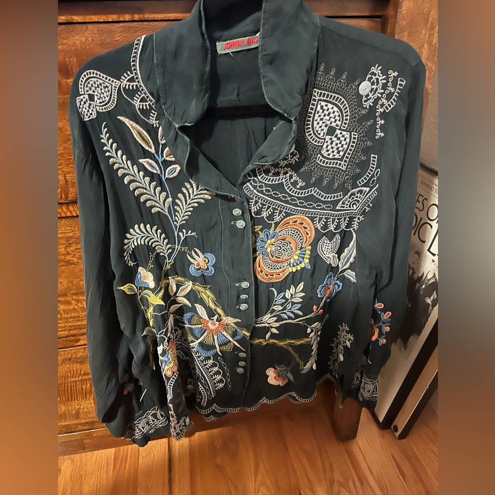 Johnny Was Black Floral Embroidered Blouse